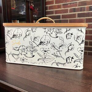 Seed box with wooden lid